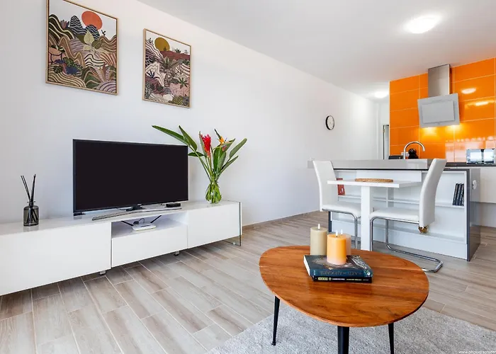 Apartamento Amantes Del Mar, Heated Pool